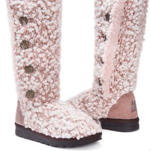 Muk Luk Fuzzy Boots